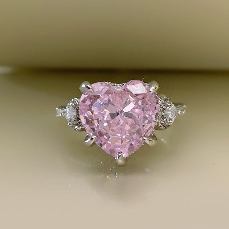 Lizzy's Special Ring