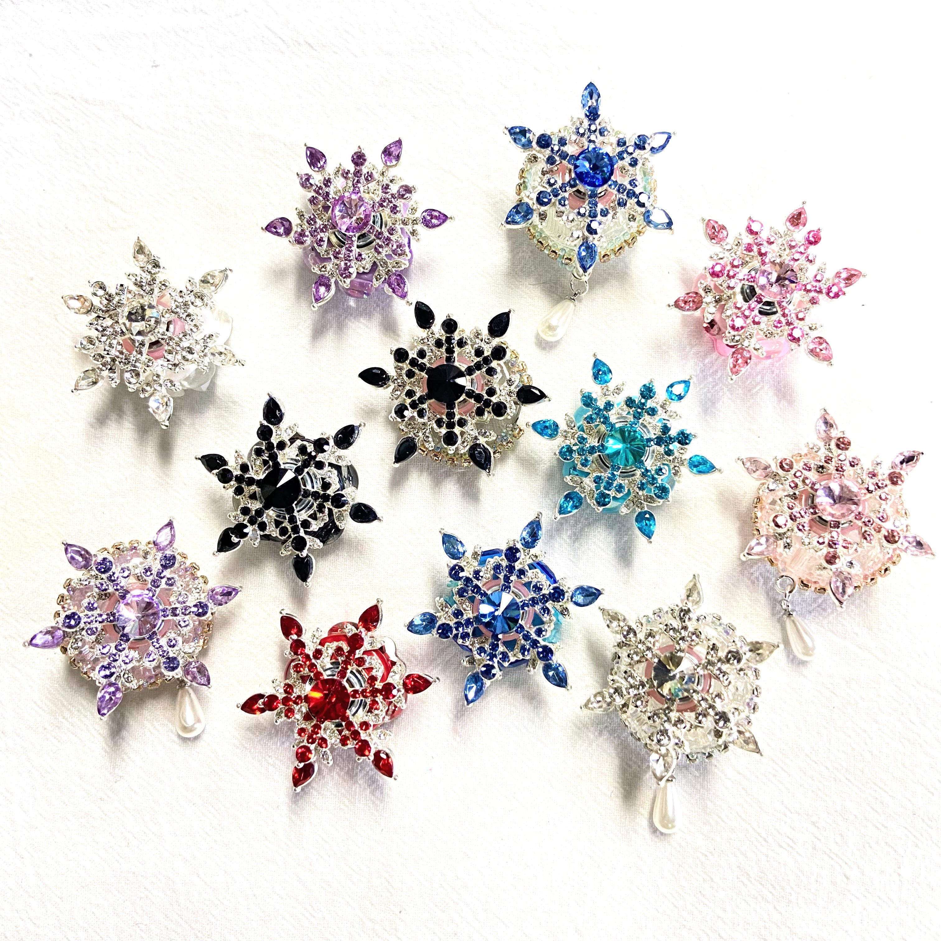 Spinning Snowflake Popsicle spinning-snowflake-popsicle