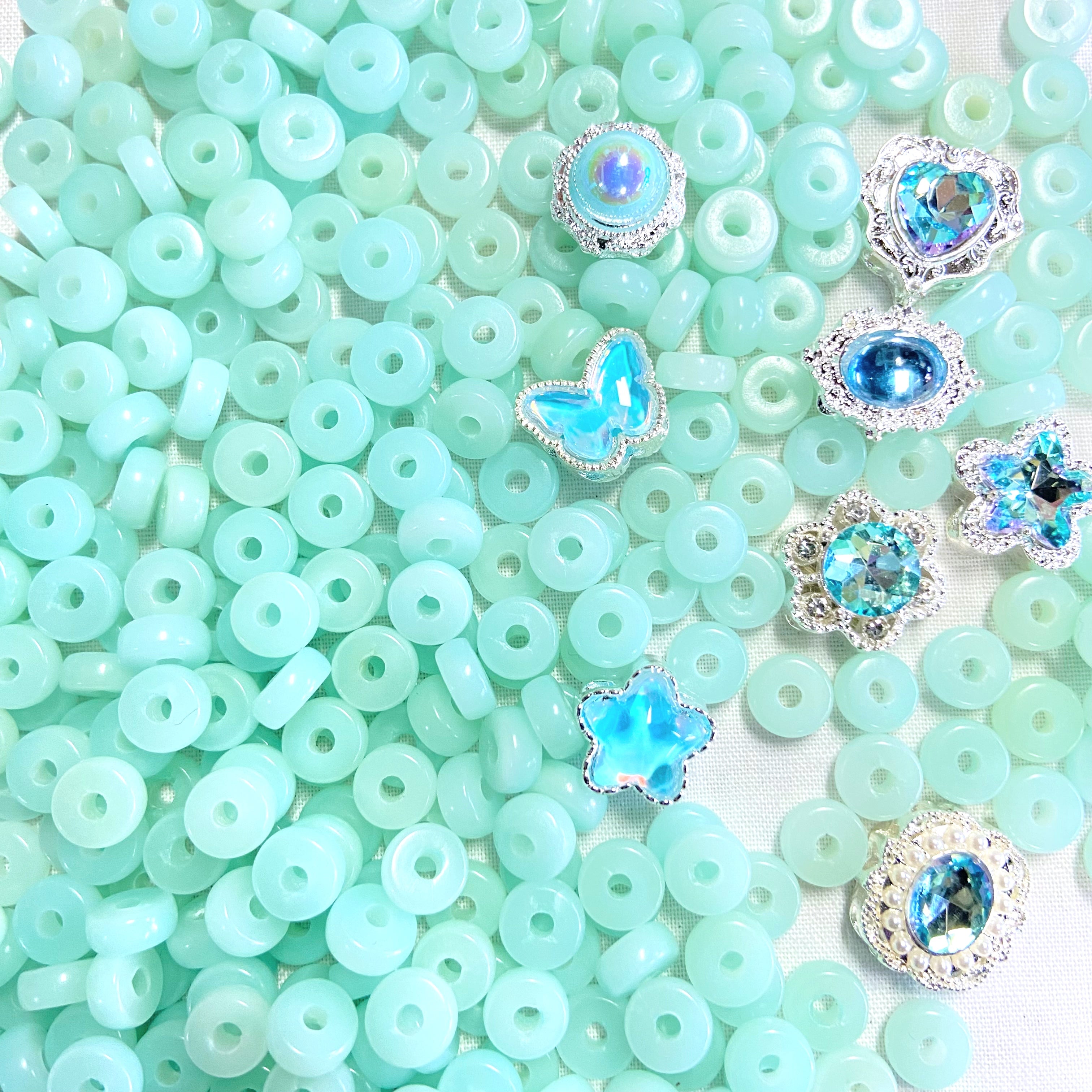 Tiny Bodhi Pills Sky Blue